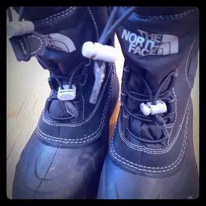 Boy's North Face Winter Boots